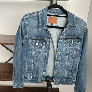 NWOT Lucky Brand Classic Blue Denim Jacket Size S